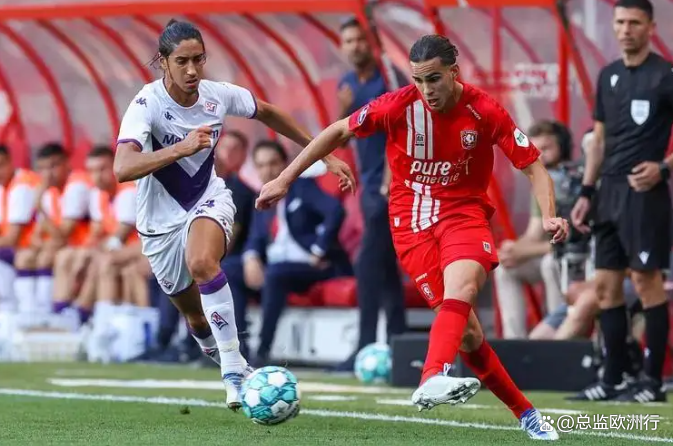 开云手机入口-荷甲关键时刻再迎强敌，上海海港篮板制胜，主帅态度——媒体盛赞，年轻球员得到机会的简单介绍-开云手机入口